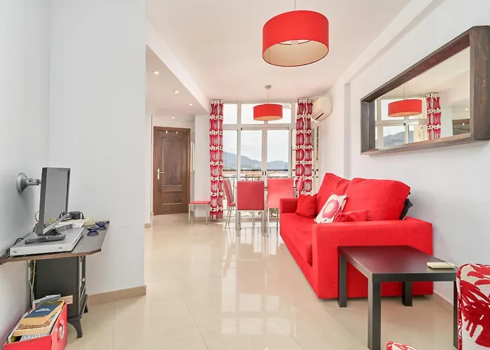 1 Bed With Sea View شقة *