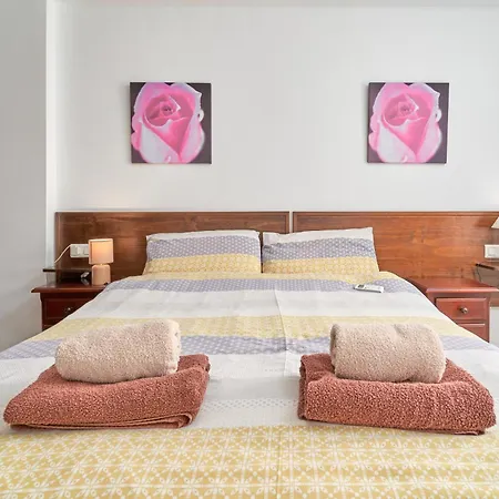 דירה 1 Bed With Sea View נרחה