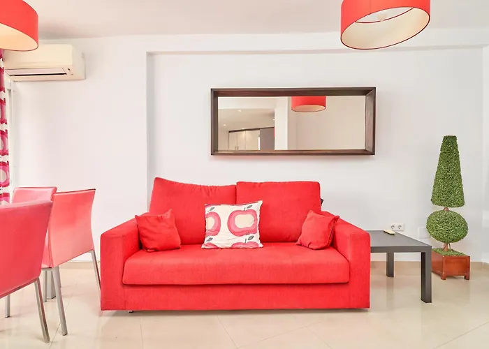 1 Bed With Sea View Apartment *