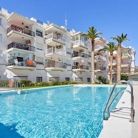 Apartment 1 Bed With Sea View *