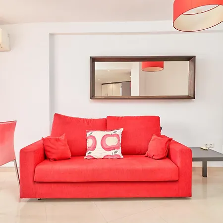 1 Bed With Sea View Apartment *